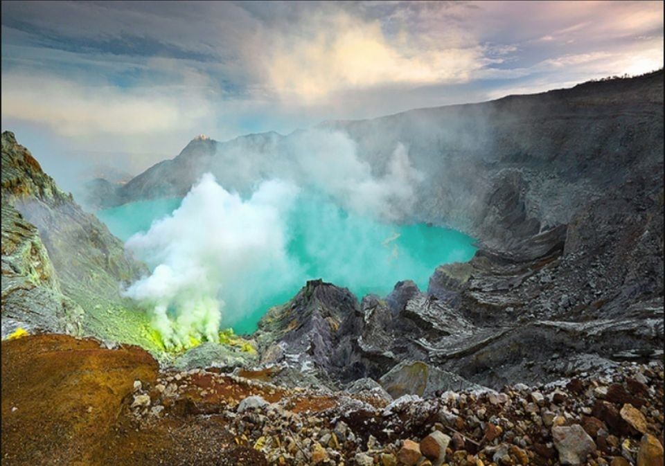 bb55644a828b00ba8baa5110.jpg - ijen crater 2