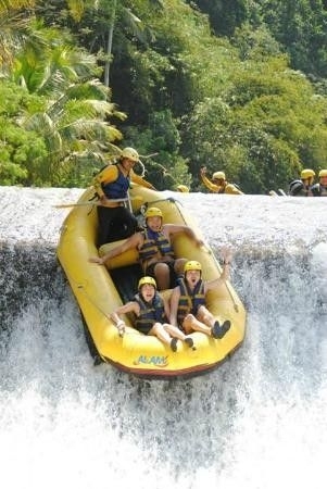 e2d3938a12b99dcd6f0e8fd7.jpg - rafting 3