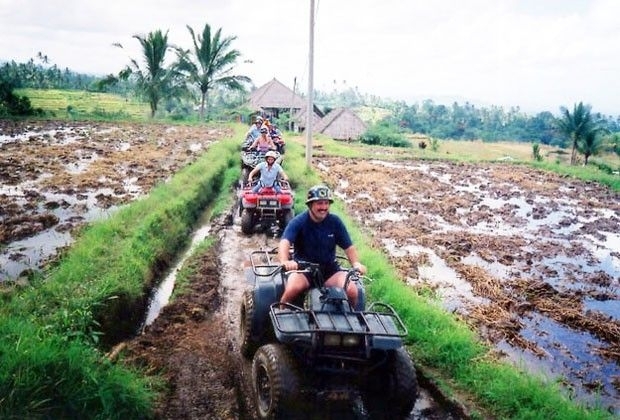 a21b7b3b4a1a236ac020b0c4.jpg - atv riding 3