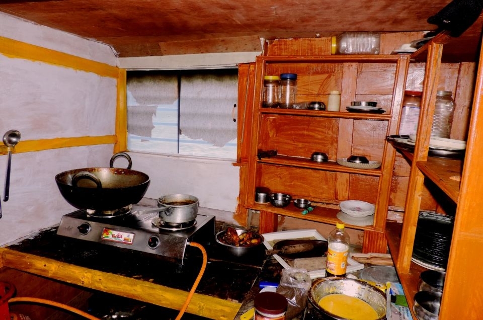 45e35e574a2e91541da37047.jpg - Boat Kitchen